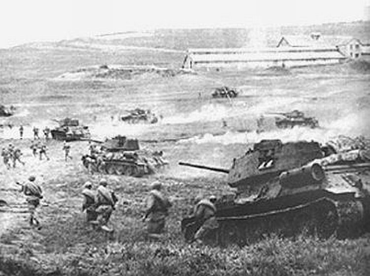 [Image: Soviet%20Tank%20Attack.jpg]